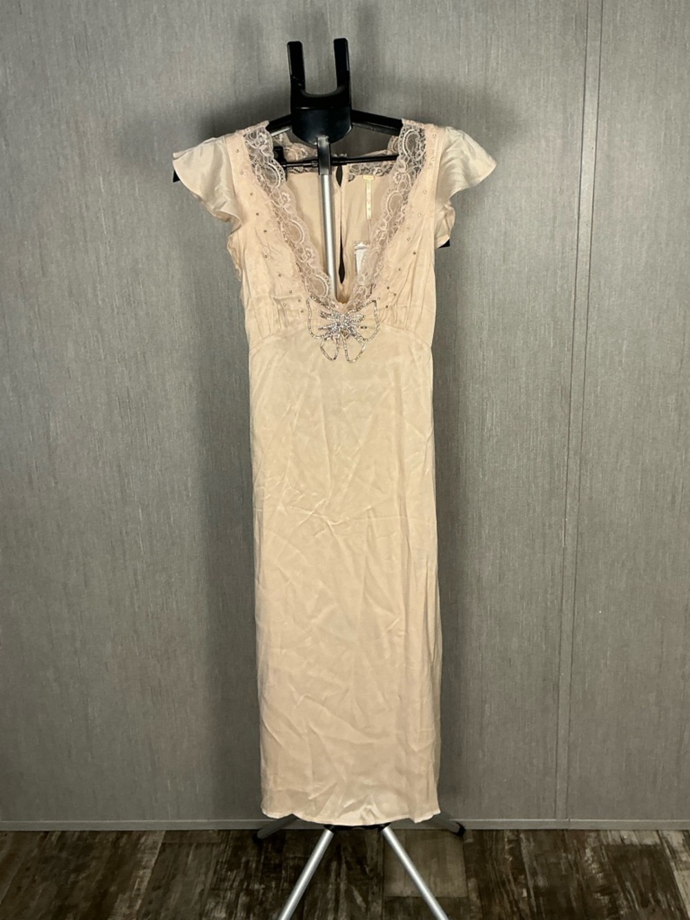 Free People Beaded Lace-Trim Slip Dress in Blush Size Small - Picture 6 of 16
